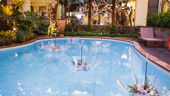 Luxurious Venue Selection & Styling